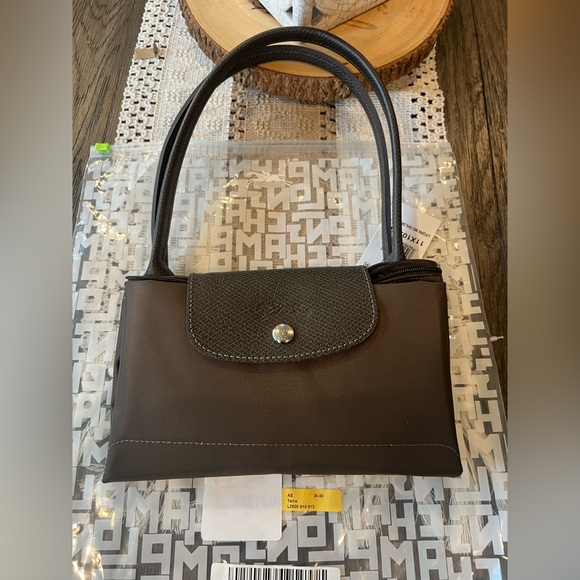 Longchamp Le Pliage Green Medium Tote in color Terra - Picture 8 of 9